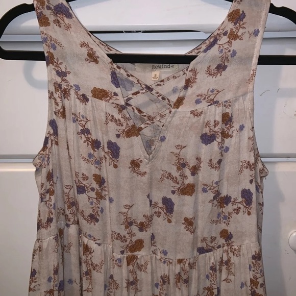 Sundress - Picture 2 of 3